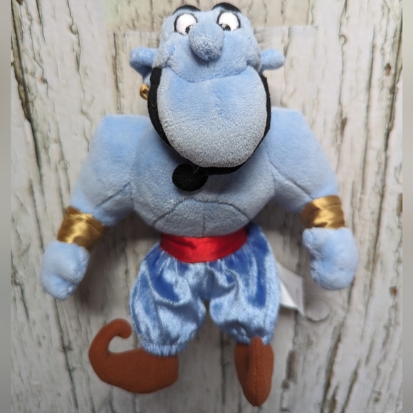The Walt Disney Company - The Genie from Aladdin 7 inch Stuffed Plush Toy - Picture 4 of 12